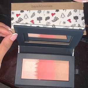 Bare Minerals get nude ombré face palette